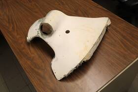 3831930 Gm Chevrolet 1963 - 1967 Corvette Original Rh Front Parking Light Lamp Panel Corner