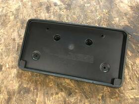 10364871 Gmc 2007 Acadia License Plate Bracket Mount 2007-2012