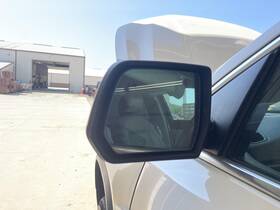 128-10444l Gmc Truck Driver Side View Mirror Option Dr2 Fits 17-19 Acadia 908049