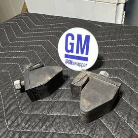 15548621  Gmswapper 88-98 Obs Chevy Gmc Lower Control Arm Bump Stop Pair Set 2 Gm Oem