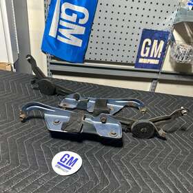 Gm1236111  Gmswapper 88-98 Obs Chevy Gmc Truck Suv Hood Hinge Set Lh Rh Driver Passenger Blue Oem Gm