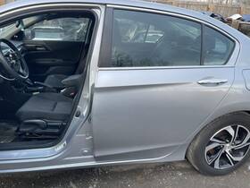 04645t2fa00 Honda 13-17 Accord Left Rocker With Post Silver Pc Nh830m 2.4l At Fwd 158k Lx 63643