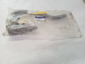 174.hy1r12 Hyundai Right Side Trunk Lid Hinge Fits 11 12 13 Elantra