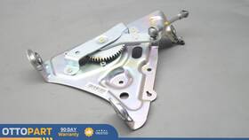 81800-b1000 Hyundai 50689-0d000 2015-2017 Genesis G80 Rear Trunk Lid Pull Down Assist Oem