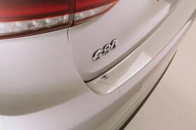 B1f28-au000 Hyundai Genuine Rear Bumper Applique