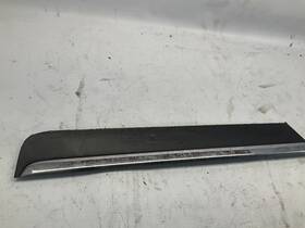 137.in1p08 Infiniti 08-12 Ex35 Rear Left Door Trim Molding T