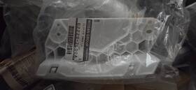 62229-jl00a Infiniti New Genuine Oe 62229jl00a Retainer