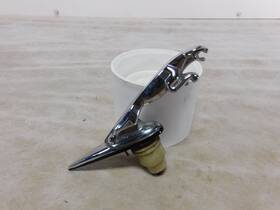 1074-05092x Jaguar 02-08 X-type Hood Ornament Oem Lkq