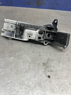 Aw93-16290-ac Jaguar Aw93-16290-ab Xj X351 Driver Right Side Radiator Support Bracket Mount