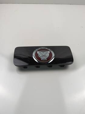 C2d35916 Jaguar F-pace X761 Radiator Grille Badge Genuine Oem