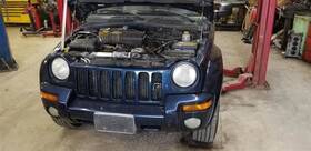 118.am8302 Jeep Liberty 2002 Hood Hinge 113238