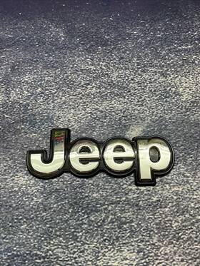 55010071 Jeep Wrangler Yj 87-95 Oem Glove Box Logo Emblem Decal Nameplate Free Shipping