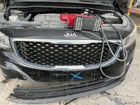 104-60368d Kia Grille Upper Chrome Surround Moulded Black Fits 15-18 Sedona 4774160