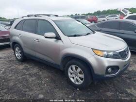 176.ki1213 Kia Sorento 2013 High Mounted Stop Light 6453816