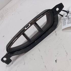 199.ki1f17 Kia Forte Passenger Right Side Bumper Vent 2015 2016 2017 2018
