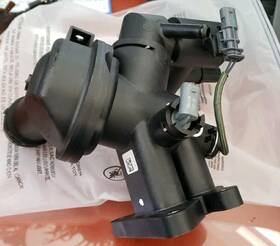 H4p38575ae Land Rover Jaguar Jde39956 Thermostat