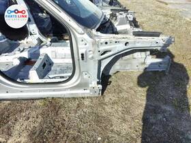 Lr178518 Land Rover 2013-17 Range L405 Front Right Apron Inner Fender Structural Body Cut Gold