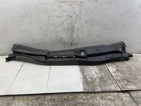 456201 Lexus 11630 55708 53120 2016 Is200t Lux Front Windshield Wiper Cowl Cover Panel Oem