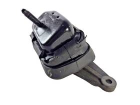 Lincoln 3w136b032da 2003 2009 Town Car 4.6l Left Driver Engine Mount Insulator Bracket Oem