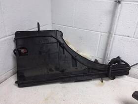 627.ma1v17 Maserati Ghibli 2017 Wash Reservoir 928998