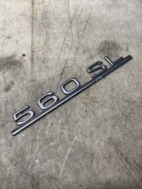 1078171415 Mercedes Benz R107 560sl Deck Lid Trunk Emblem Script Genuine