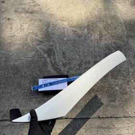139.mb1n06 Mercedes-benz 05-11 Slk280 Exterior Front Right Windshield A-pillar Trim White