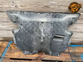 2055240200 Mercedes-benz 2015-2023 C E Glc Under Engine Center Splash Shield Guard Oe