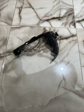 2116200316 Mercedes-benz Left Headlight Mount Plate E Class W211 S211