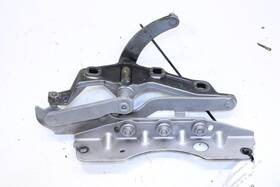 221-880-04-28 Mercedes-benz 2007-13 S550 Front Right Side Hood Hinge Bracket Oem