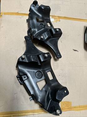 223-885-16-02 Mercedes-benz New S W223 Rear Right Tail Pipe Tip Bracket A2238851602/1502