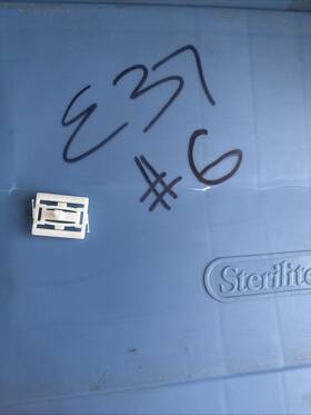 A0019881681 Mercedes-benz Sl R129 Rocker Molding Clip Brand New