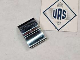 A1086780037 Mercedes-benz W108 280sel W109 Rear Lower Window Center Connector Trim 108ex44555