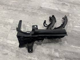 A2138310300 Mercedes-benz W213 Air Guide Duct Left E Class 2017-2023 Rhd 18132412