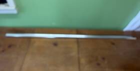 Mercedes-benz A2216903380 2007-2013 S550 Rear Left Door Weather Strip Chrome Belt Molding