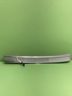 A2226803335 Mercedes-benz 2014 2015 2016 2017 S550 W222 Rear Left Door Sill Scuff Plate Oem