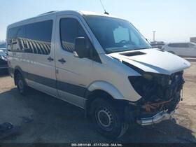 140-10016ar Mercedes-benz Truck Sprintv25 2014 Rear Back Door 1356787