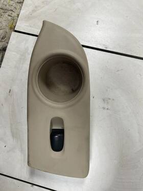 130-60505l Nissan 2015 Pathfinder Platinum Rear Left Door Cup Holder Window Switch Panel