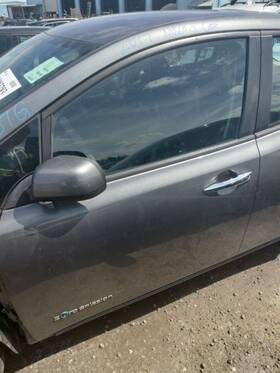 801013nf2a Nissan 2013-2023 Leaf Grey Driver Front Door Oem