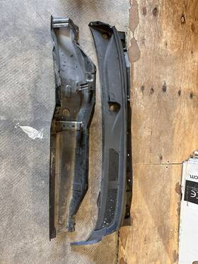 F6318-3lmma Nissan/infiniti 2013-2021 Nv200 Windshield Wiper Cowl Top And Bottom Extension Panels