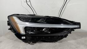 32404704 Oem 2018-2022 Volvo Xc60 Right Passenger Side Led Headlight A1003