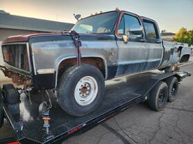 0850-121 Oem Gm 1982 Chevy Squarebody Crew Cab 2 Wheel Drive Truck Only