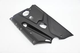 7p5806584 Porsche 11-16 Cayenne Front Right Engine Bay Seal Cowl Cover Trim Panel Oem