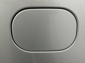 177.rv1516 Rover Fuel Filler Door Flap For 2016 Range Assy Slvr