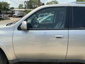 120-05003el Saab Driver Left Front Door Silver Fits 05-09 9-7x 768717