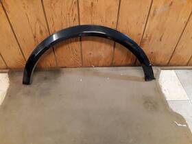 113.gm7408 Saturn Vue 2008 Right Rear Quarter Molding 462819
