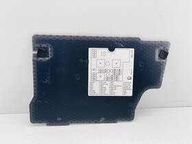 15905837 Saturn 2006-2009 Sky Fuse Box Trim Panel Oem