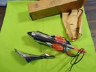 1009 Standard Die Cast Co Nos Hot Rocket Deluxe Hood Ornament