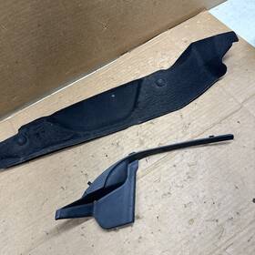 119.su1w16 Subaru 2012 2013 2014 2015 2016 Impreza Right Side Fender Bolt Cover Trim Cowl