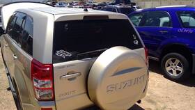 140-50131b Suzuki Rear Back Door Electric With Mounted Spare Fits 06-13 Vitara 359131
