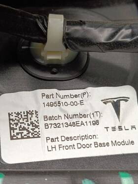 125.ts1l22 Tesla Y 2022 Front Window Regulator 4113021